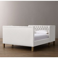 Devyn Tufted tête-à-tête Upholstered Bed - Perennials Classic Linen Weave - White