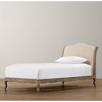 léa upholstered platform bed