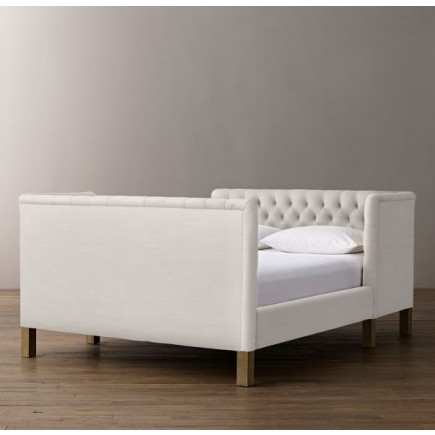 Devyn Tufted tête-à-tête Upholstered Bed - Perennials Classic Linen Weave - Natural