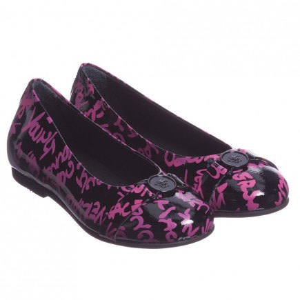 YOUNG VERSACE Girls Black and Pink Patent Leather Shoes