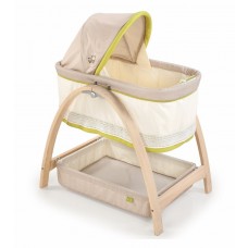Summer Infant Bentwood Bassinet With Motion (Light Stain) 